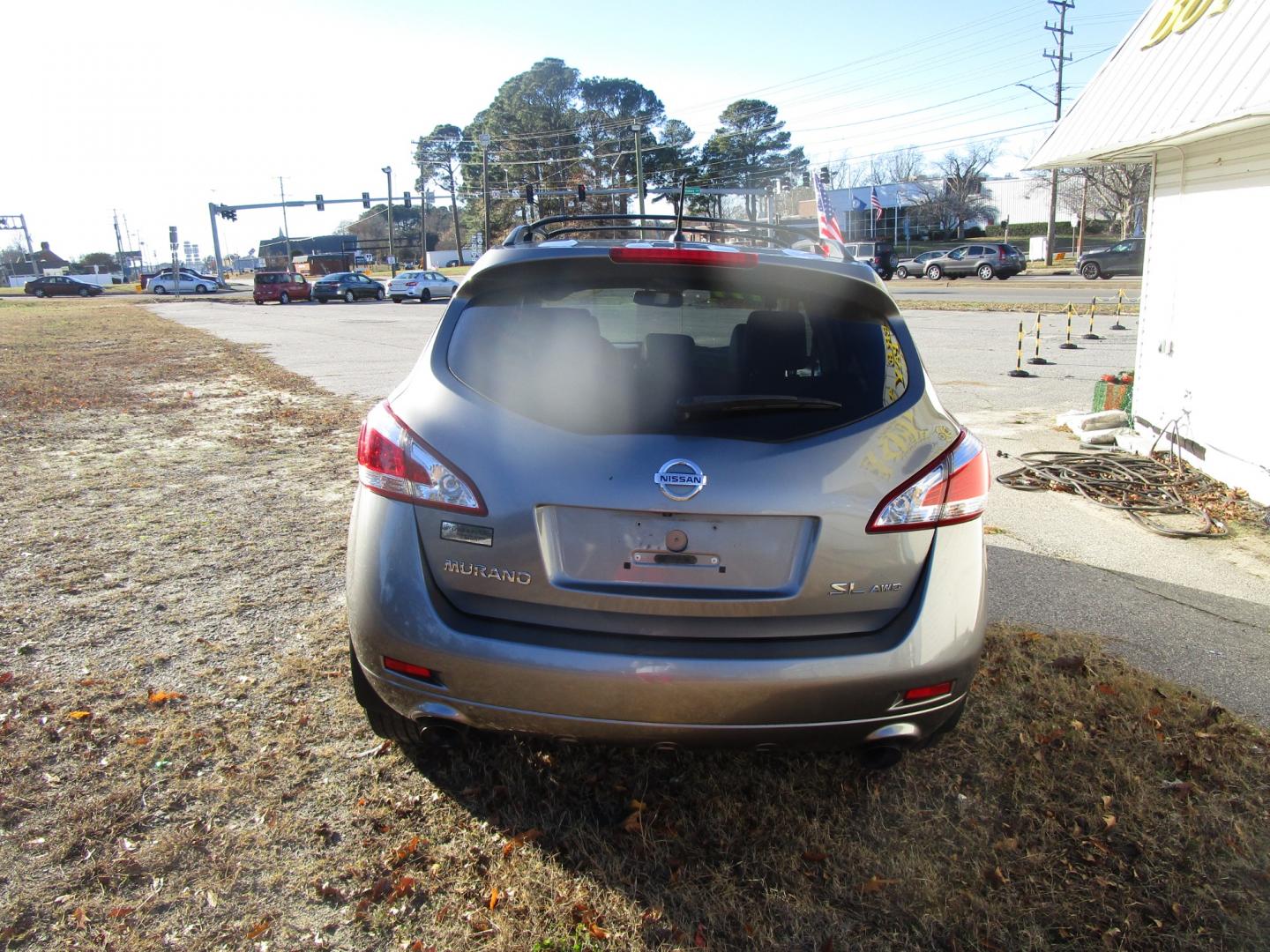 2012 Gray Nissan Murano (JN8AZ1MW9CW) , located at 2553 Airline Blvd, Portsmouth, VA, 23701, (757) 488-8331, 36.813889, -76.357597 - Down Payment: $799 Weekly Payment: $100 APR: 23.9% Repayment Terms: 42 Months ***CALL ELIZABETH SMITH - DIRECTOR OF MARKETING @ 757-488-8331 TO SCHEDULE YOUR APPOINTMENT TODAY AND GET PRE-APPROVED RIGHT OVER THE PHONE*** - Photo#6